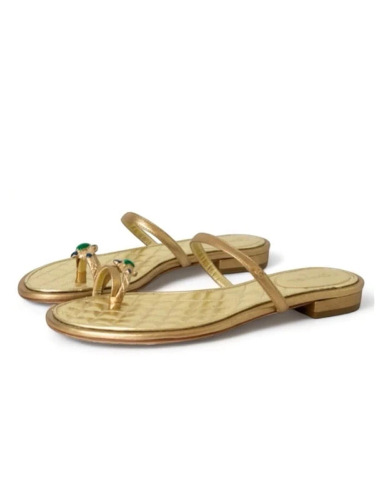 CHANEL Женская Шлепанцы